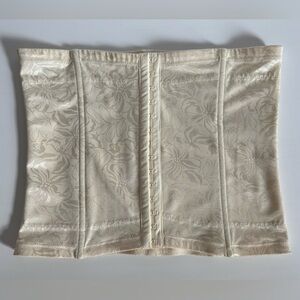 Maidenform Floral Jacquard Waist Nipper Shapewear - Nude Large